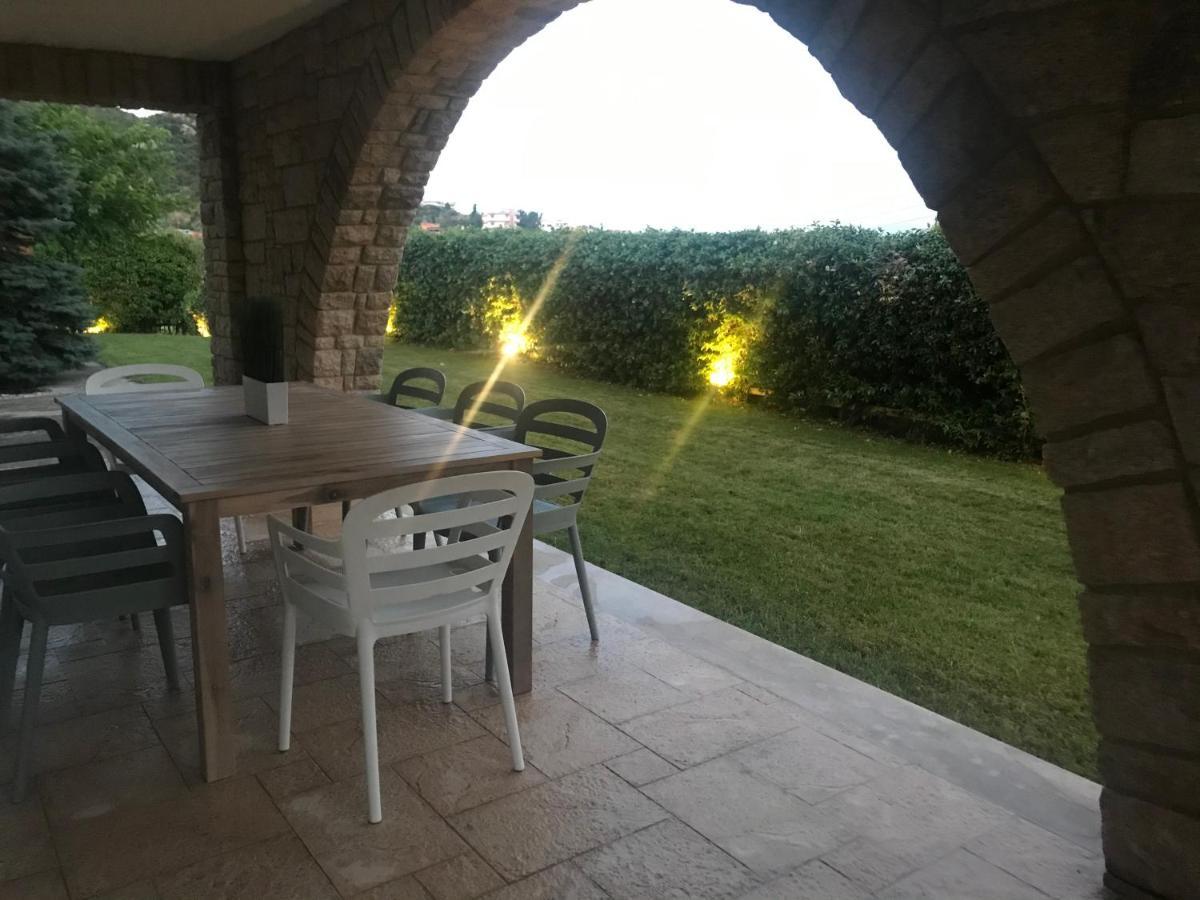Aerides Luxury Villa PalaiónTsiflíkion Extérieur photo